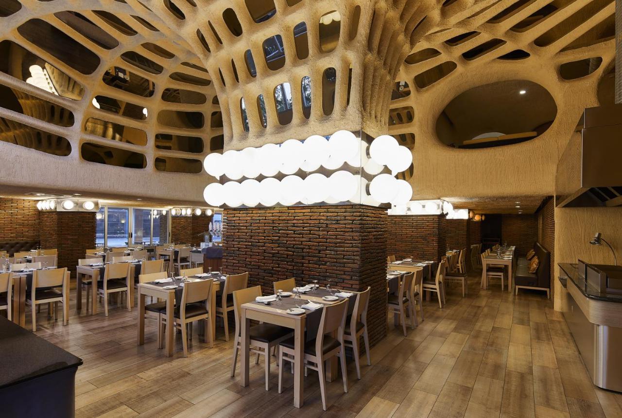 Alcazar Hotel & Spa 몬뜨고르두 외부 사진