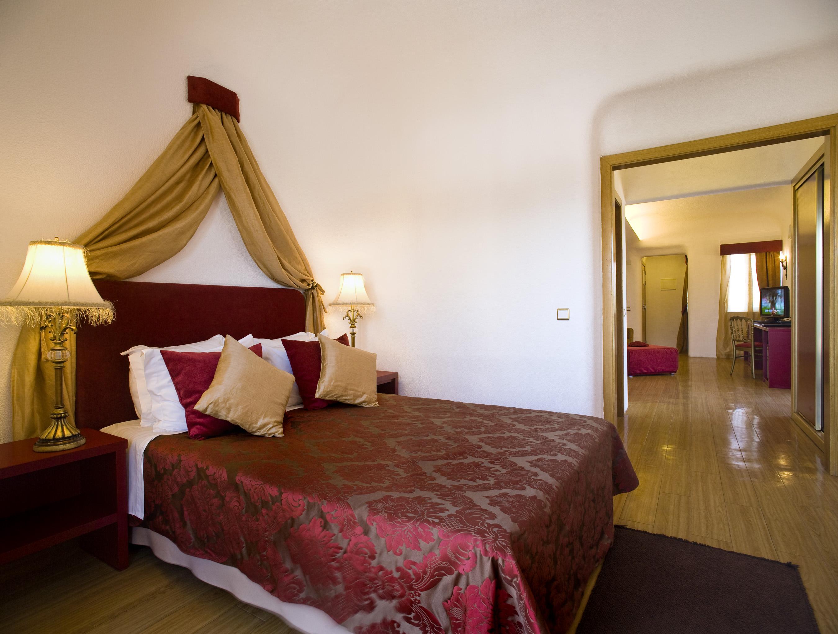 Alcazar Hotel & Spa 몬뜨고르두 외부 사진