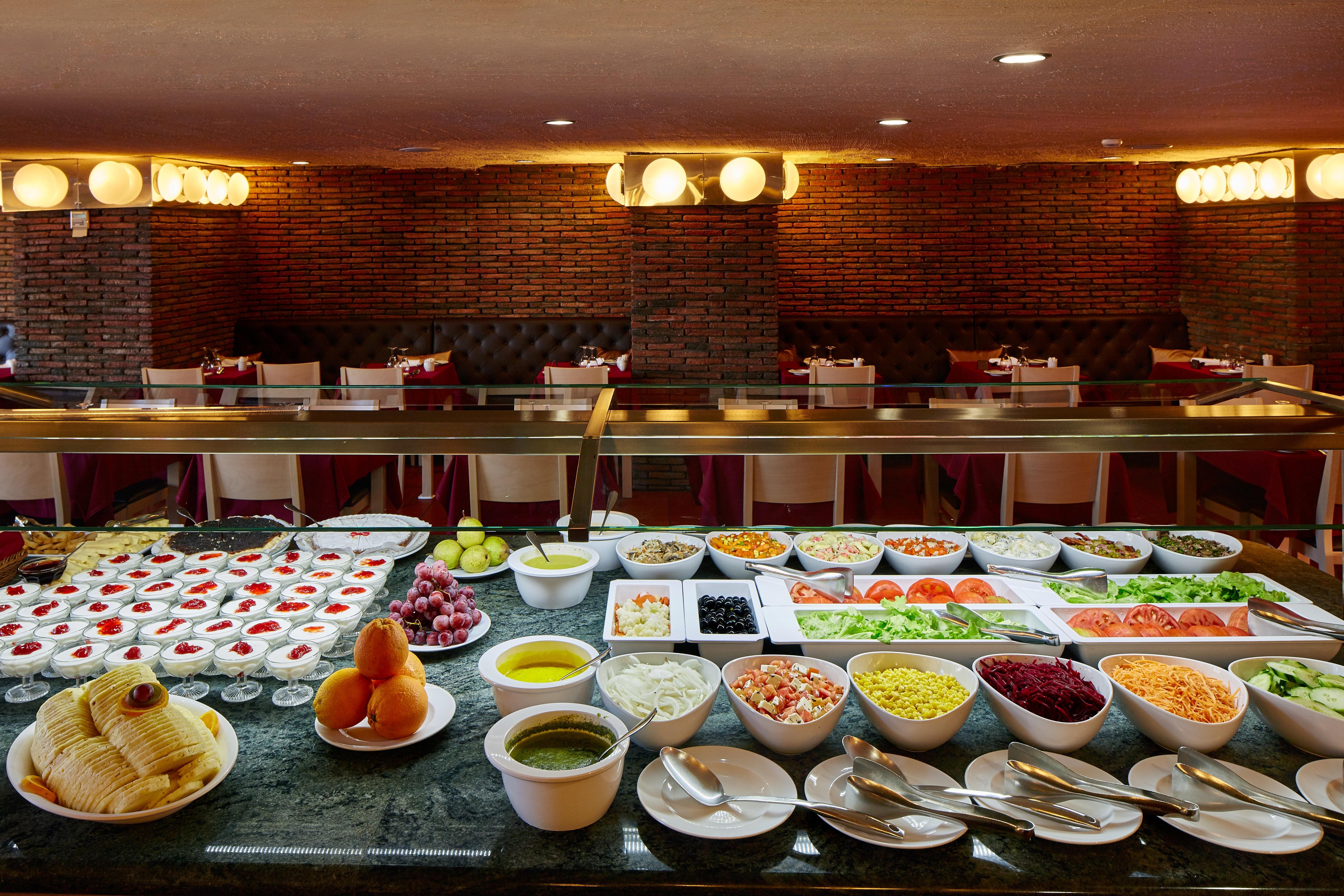 Alcazar Hotel & Spa 몬뜨고르두 외부 사진